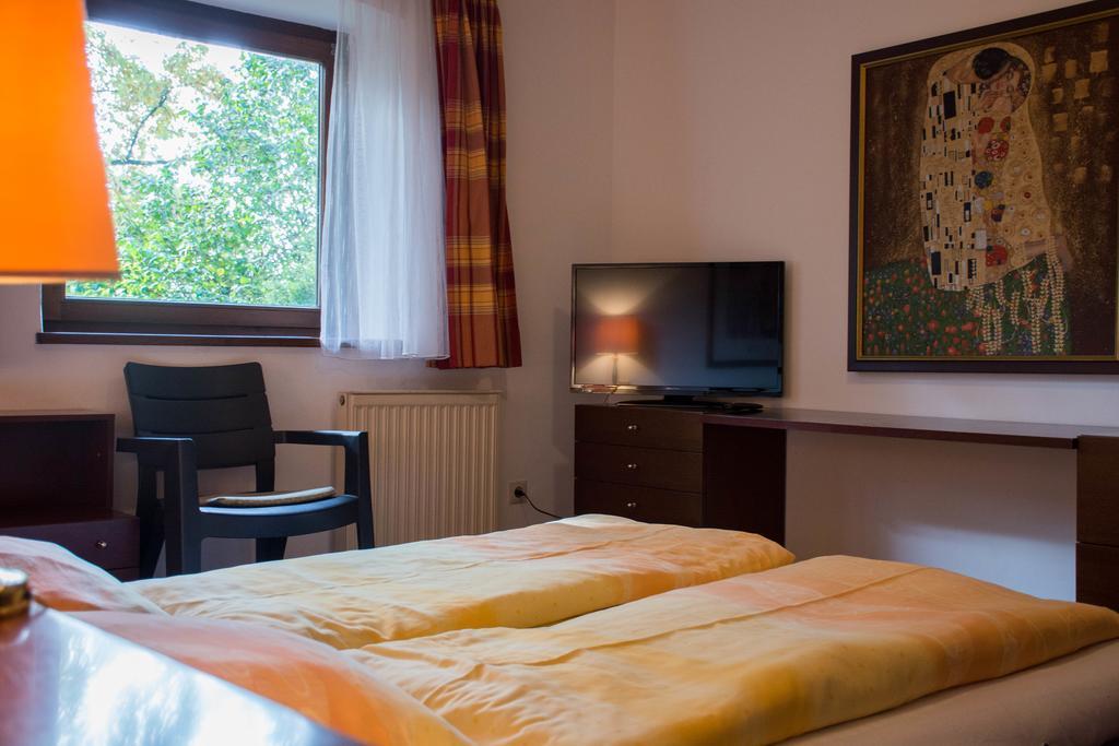 Haus Stadt Apartman *